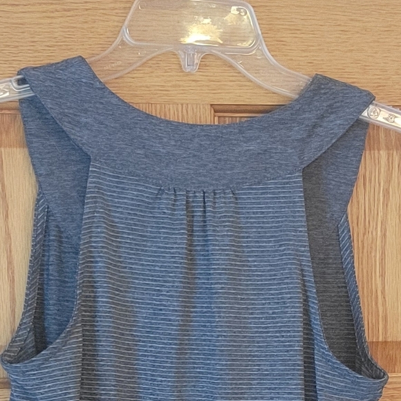 Eddie Bauer Tank Top - Picture 3 of 4